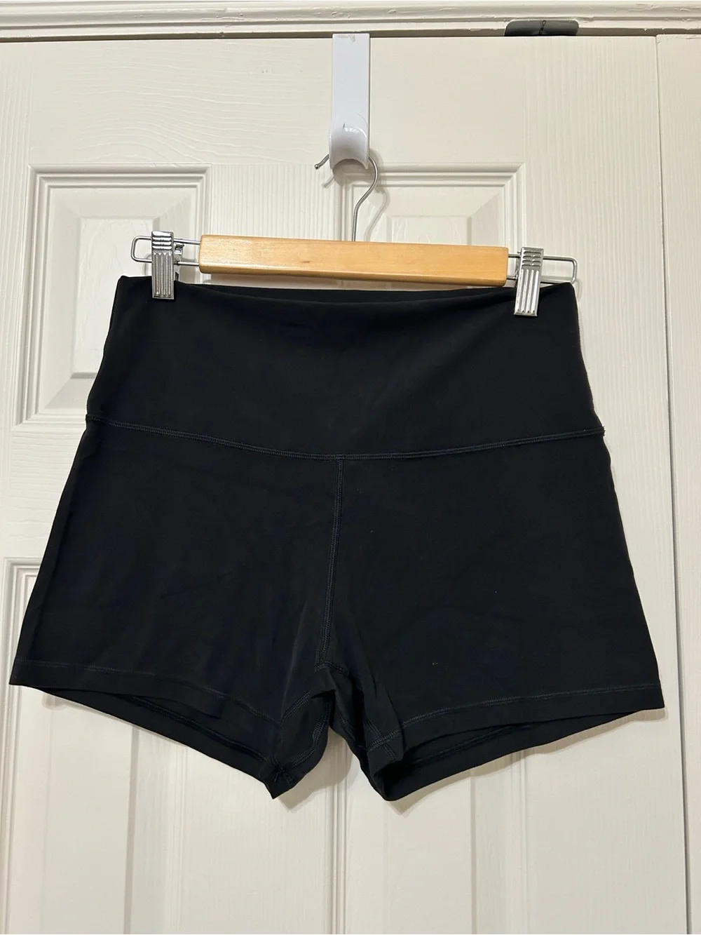 lululemon athletica Black align high rise shorts 4 inch inseam LIKE NEW yoga